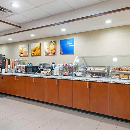 Comfort Suites Downtown 